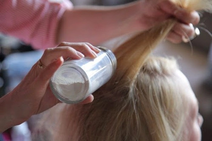 Phấn rôm lại có nhiều công dụng làm đẹp bạn đã biết
