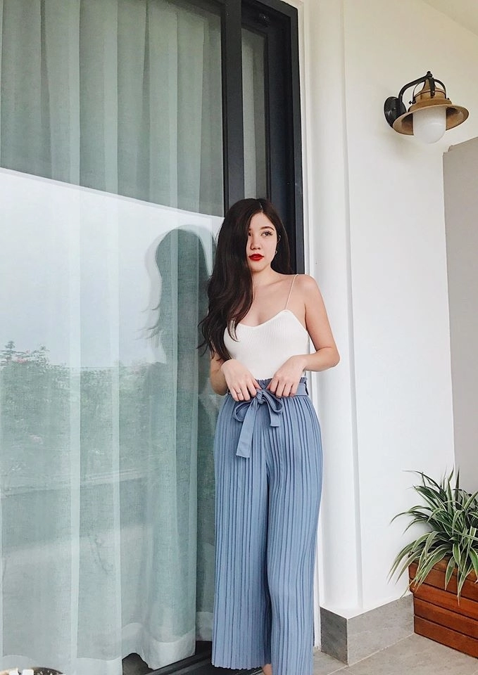 Sao việt khoe street style tràn ngập màu sắc xu hướng mới nhất