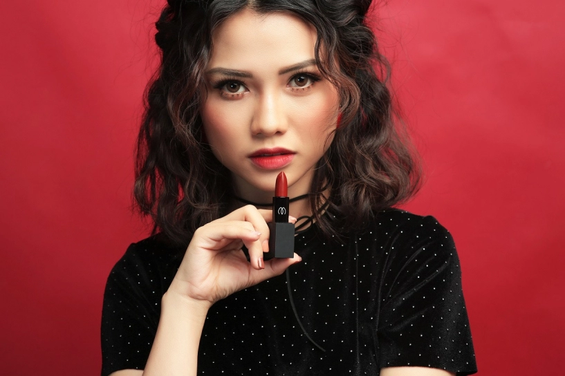 Sức hút của cây son mà sao việt nào cũng thích