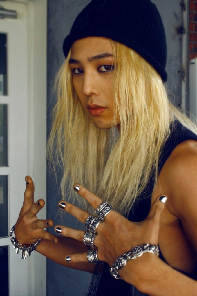 G-dragon mặc gì thì món đồ đó sẽ trở thành mốt