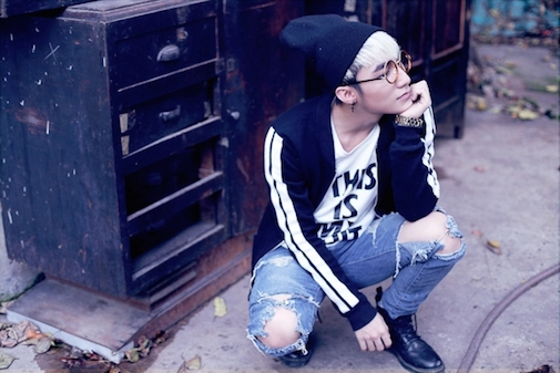 Phong cách quần jeans rách của sơn tùng m-tp
