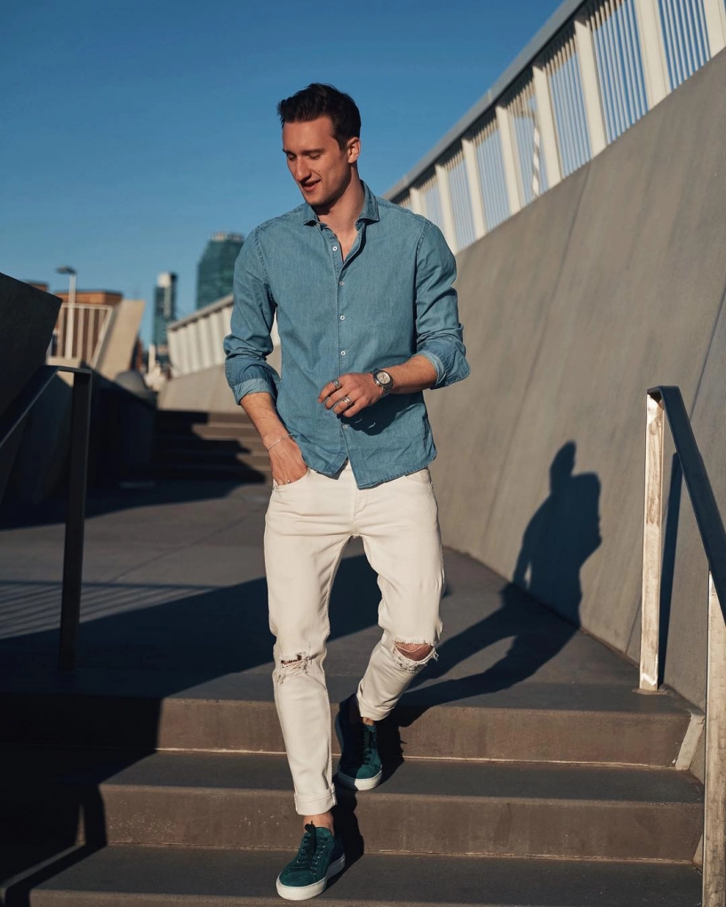 8 cách phối quần jeans trắng cá tính từ fashionista marcel floruss