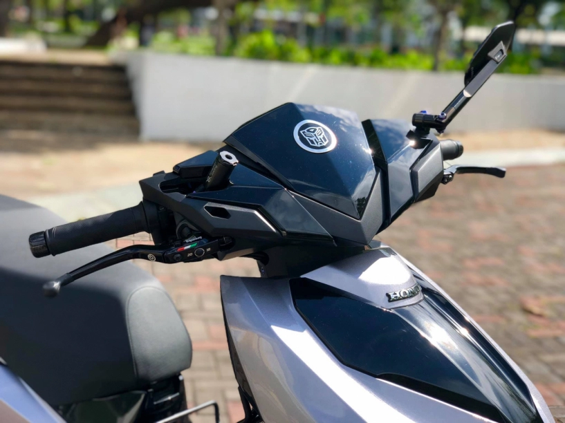 Air blade độ vậy rồi bảo sao ae không thích cho được