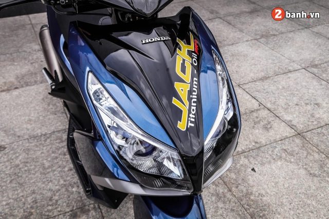 Air blade với full đồ chơi hàng hiệu khiến ae thích thú