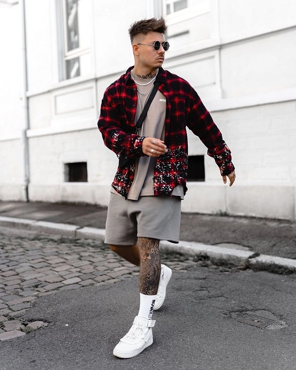 Gợi ý phối quần short đậm chất streetwear cho chàng thêm thanh lịch