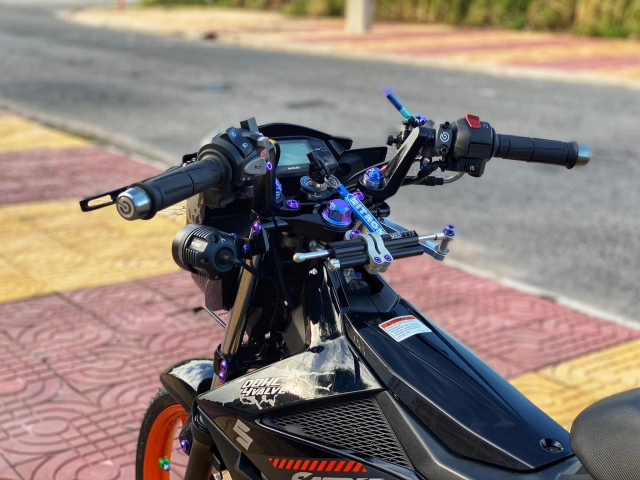 Satria lột xác với dàn chân làm điểm nhấn độc đáo
