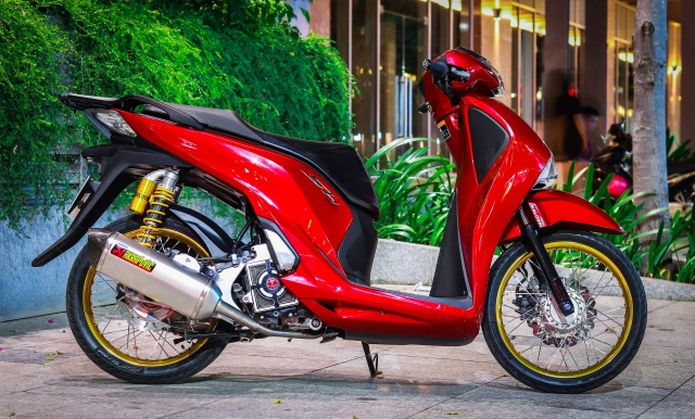 Sh độ sáng giá với đôi chân mới độc đáo