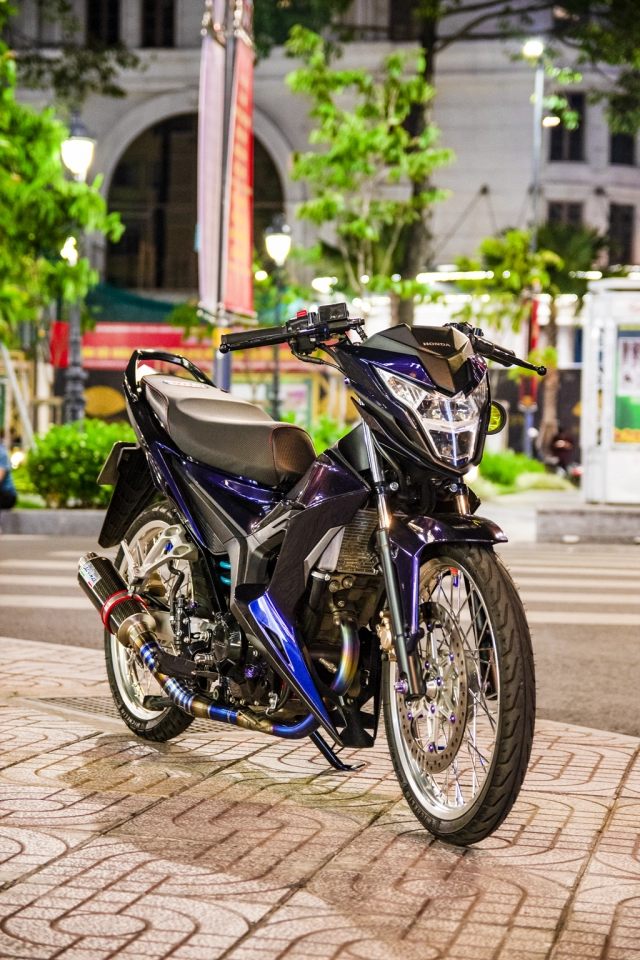 Sonic độ thanh thoát cùng dàn chân nhôm độc đáo