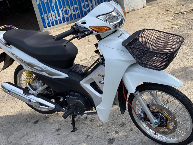 Wave độ thế này thì được mệnh danh là dư tiền nhiều của