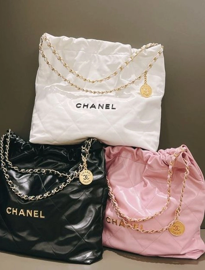 6 mẫu túi chanel được jennie nhiệt tình lăng xê