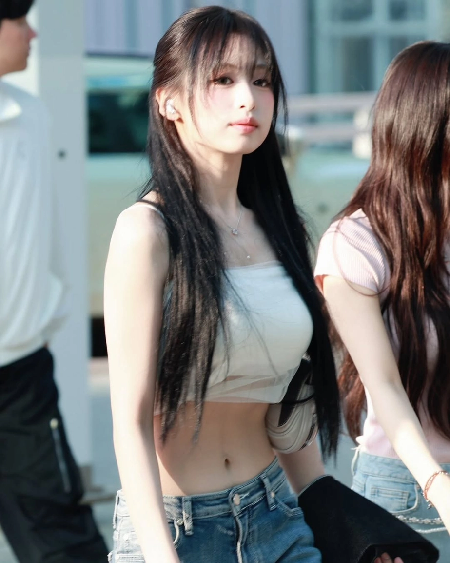 Cơ bụng số 11 chuẩn từng milimet của ahyeon