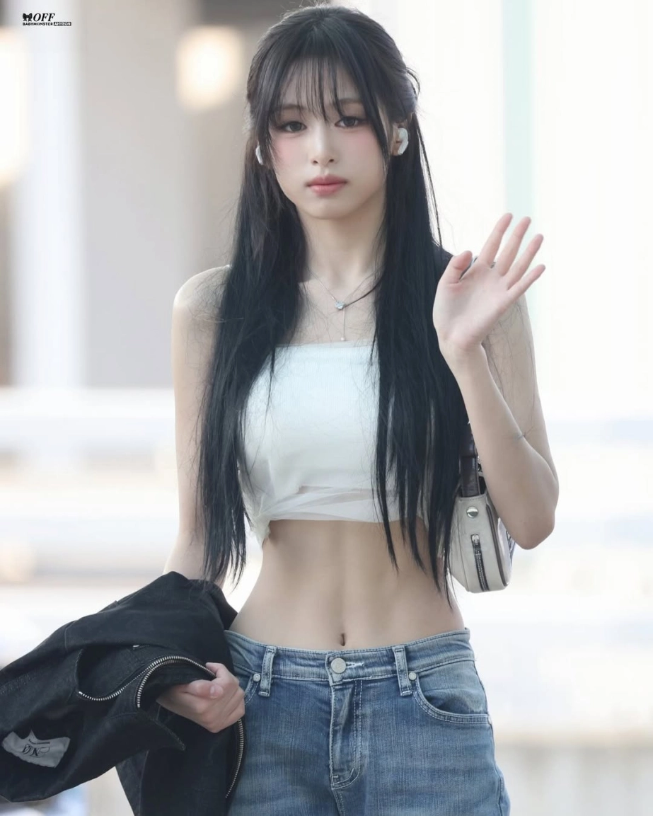 Cơ bụng số 11 chuẩn từng milimet của ahyeon