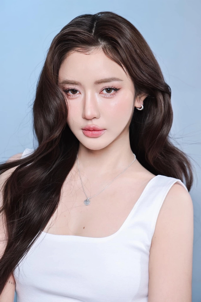 Hình ảnh mới nhất của bích phương qua loạt cam thường