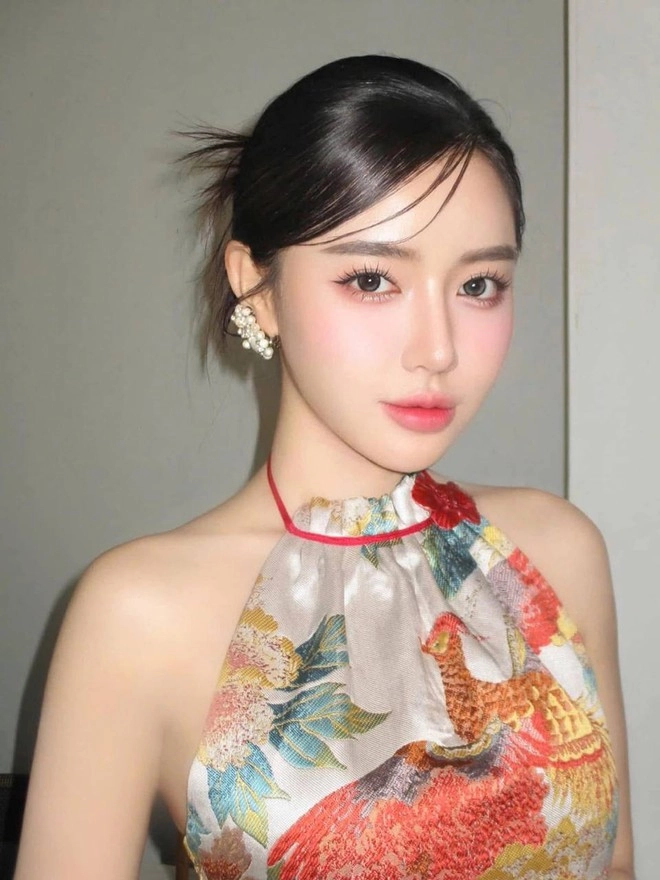 Hình ảnh mới nhất của bích phương qua loạt cam thường