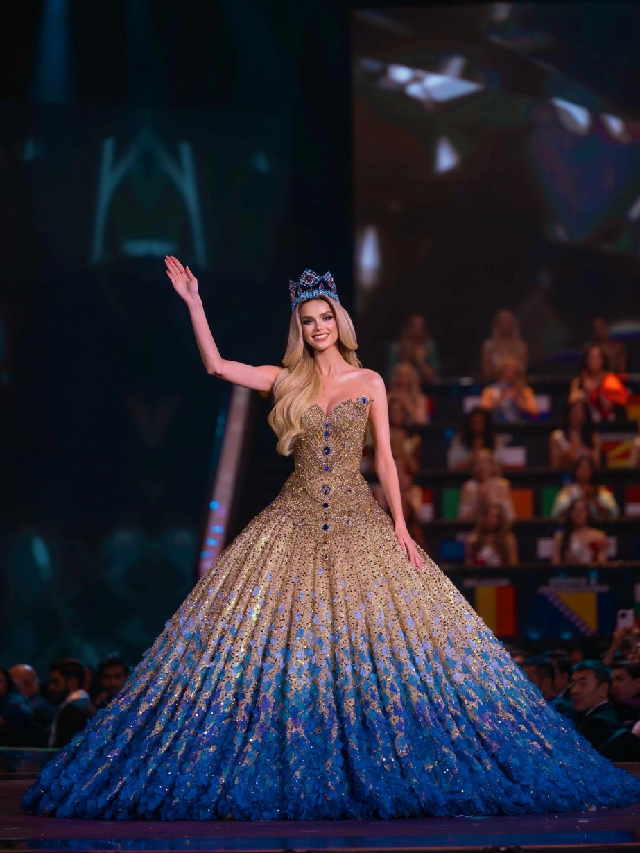 Krystyna pyszková - hoa hậu thế giới 2024 xác nhận mang thai
