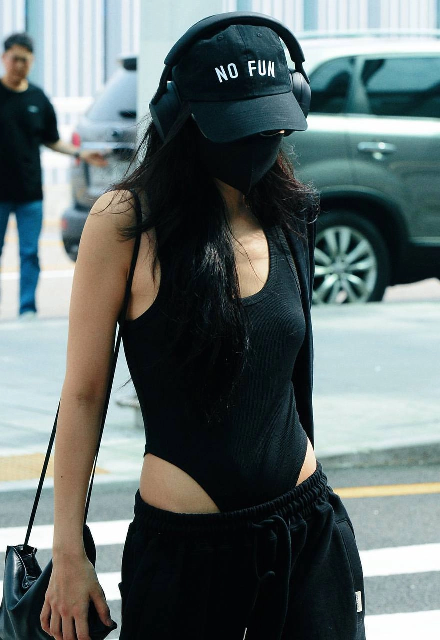 Phá cách đúng chuẩn trendsetter của jennie