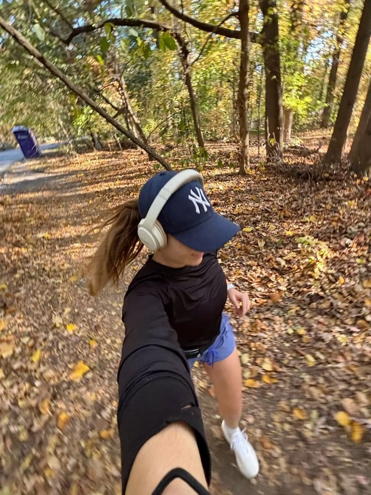 4 kiểu đi bộ giúp nàng giảm mỡ bụng