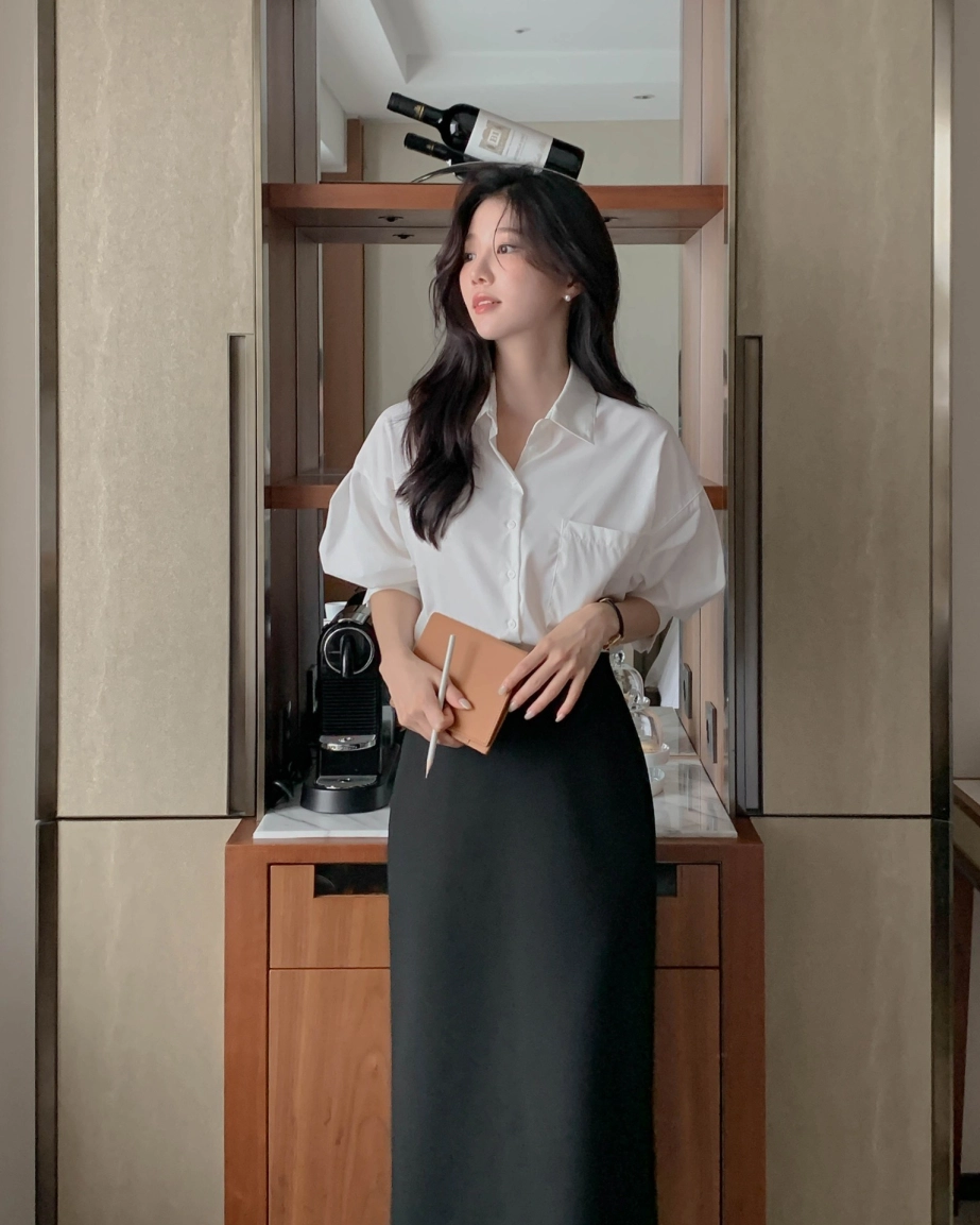 4 mẫu chân váy mùa thu hot nhất 2025
