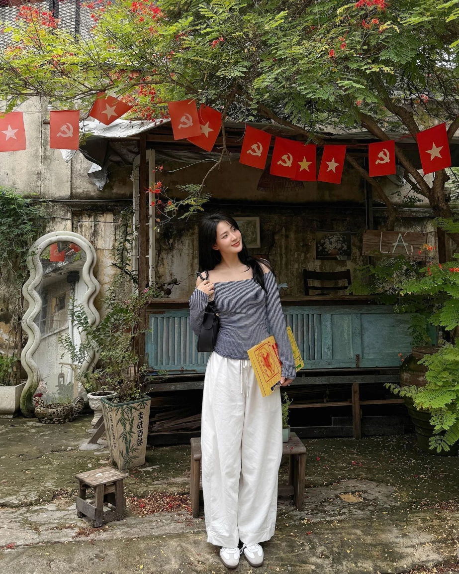 Style chuẩn nàng thơ của nữ diễn viên minh trang